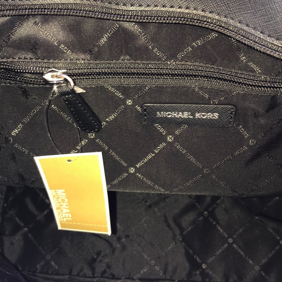 ⚠️SALE⚠️NWT Michael Kors purse. FINAL Price-Firm - Picture 7 of 12